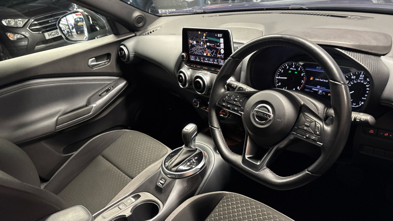 Nissan Juke 1.0 DiG-T 114 N-Connecta 5dr DCT Petrol Hatchback